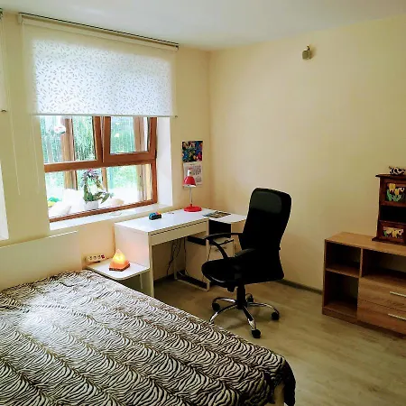Apartment Cosy Nest With Glass Veranda
